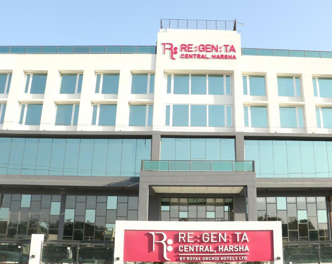 Regenta Central Harsha Vapi Pārdi Zewnętrze zdjęcie